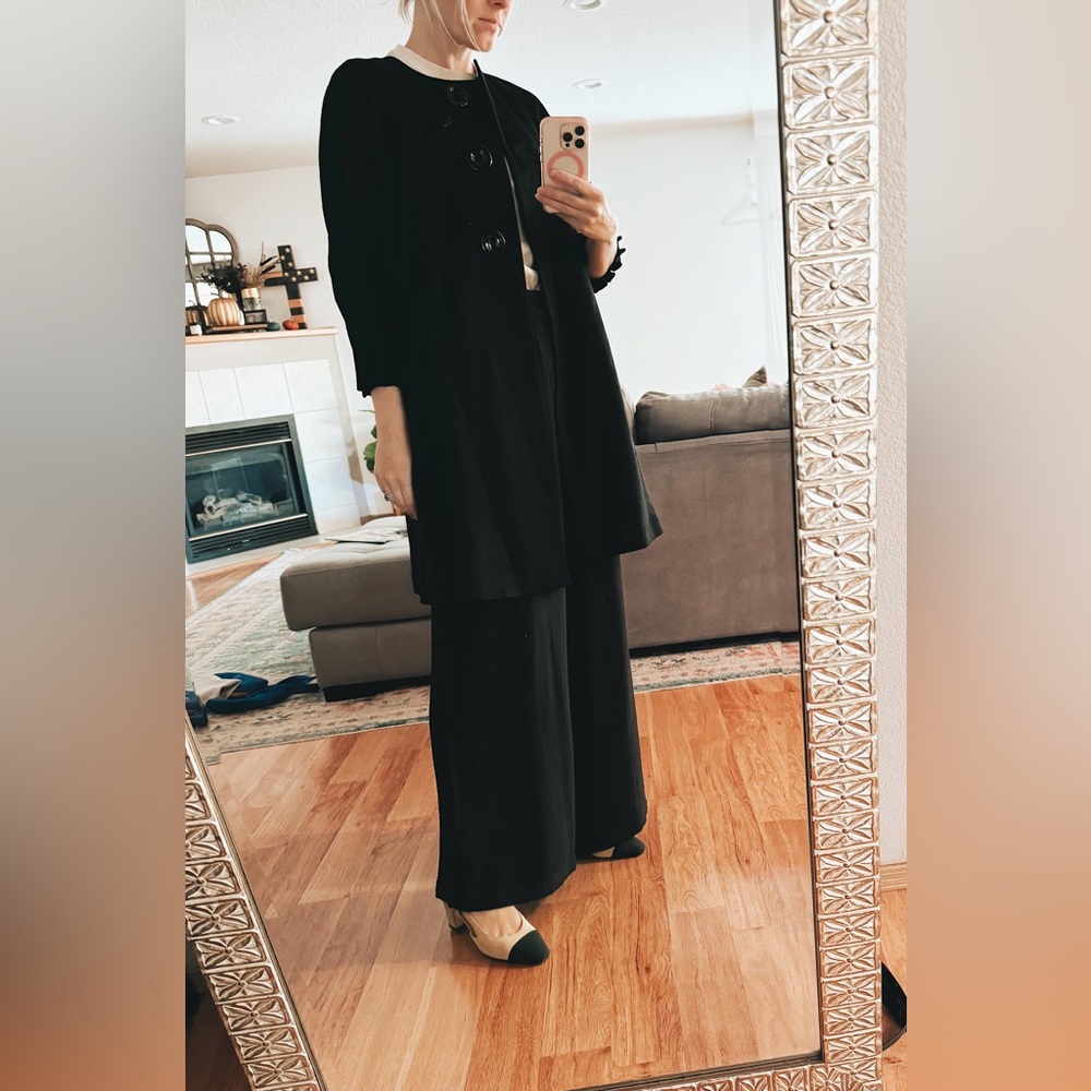 $6500 Kiton 100% cashmere silk lining flare black knee coat 42